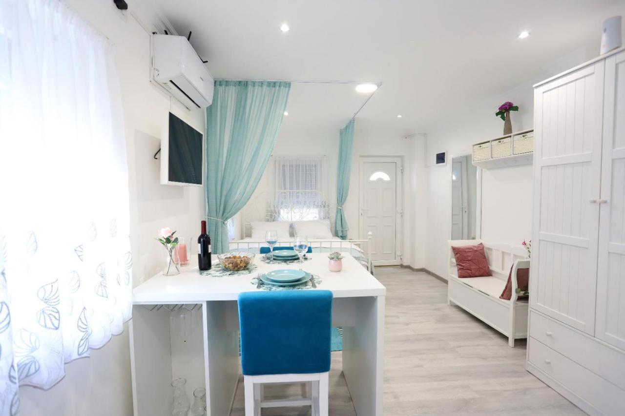 Central Luxury Apartments Орадеа Екстериор снимка
